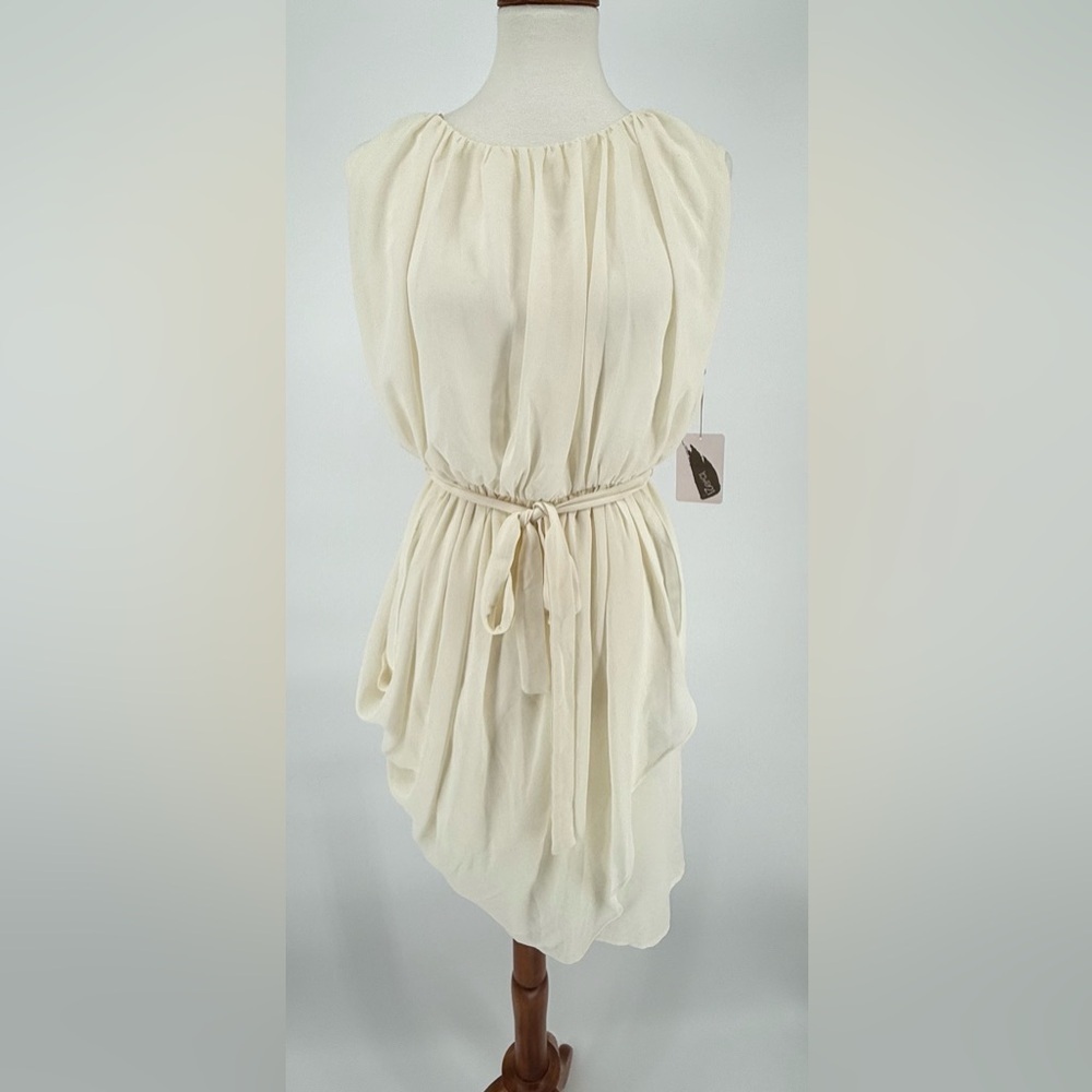 Forever 21 Love 21 Ivory Open Back Mini Dress Sz. S